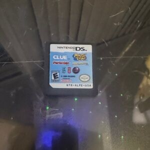 Nintendo DS Game Cartridge with Blue Label